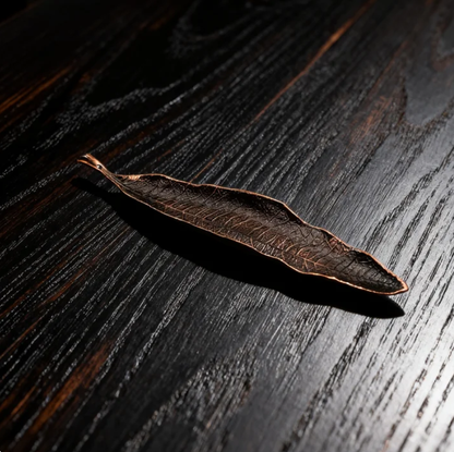 Elegant Metal Leaf Incense Burner for Home Decor & Relaxation